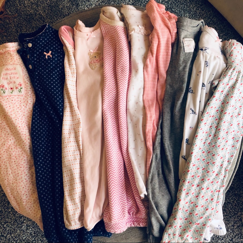 12 Newborn Sleepers/ Gowns